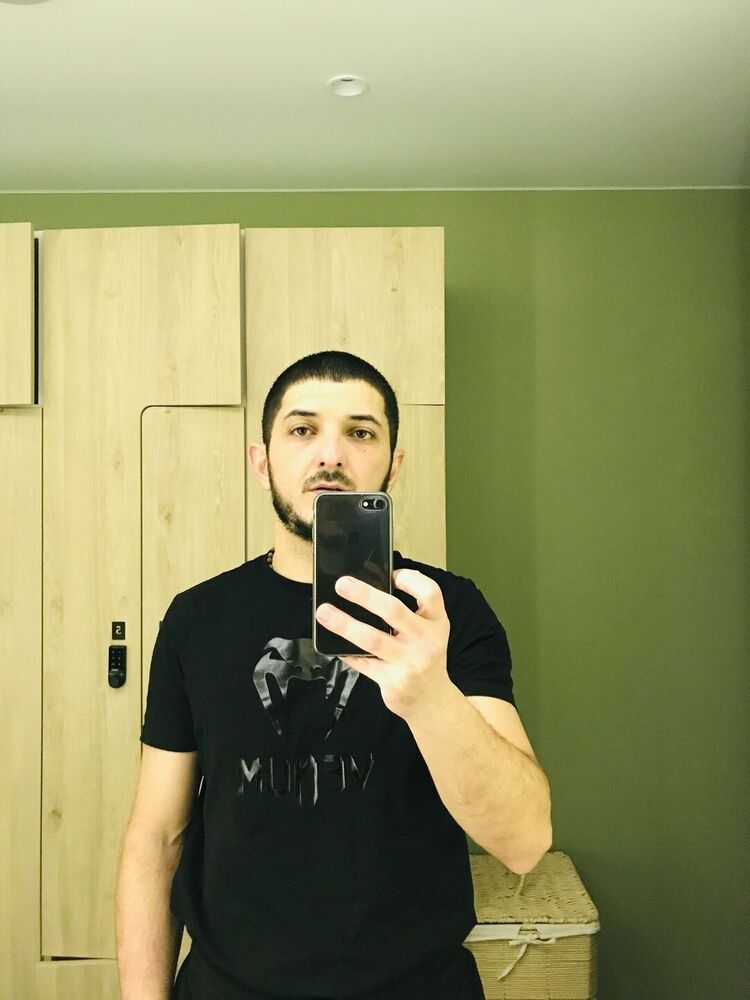  43028398  , 34 ,    