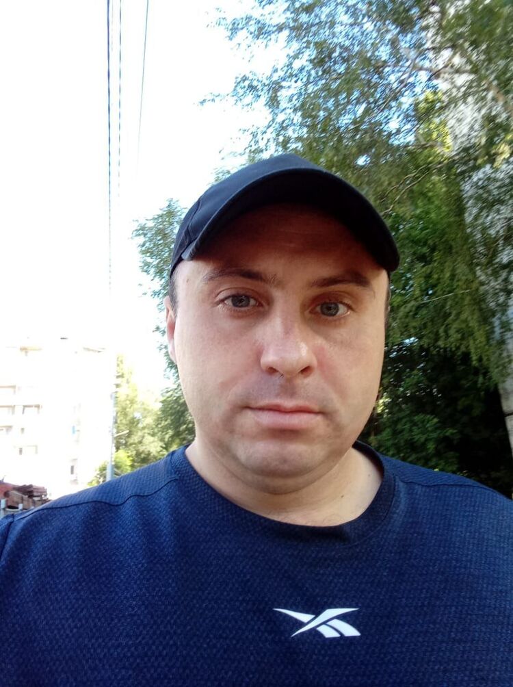  32465828  , 37 ,     