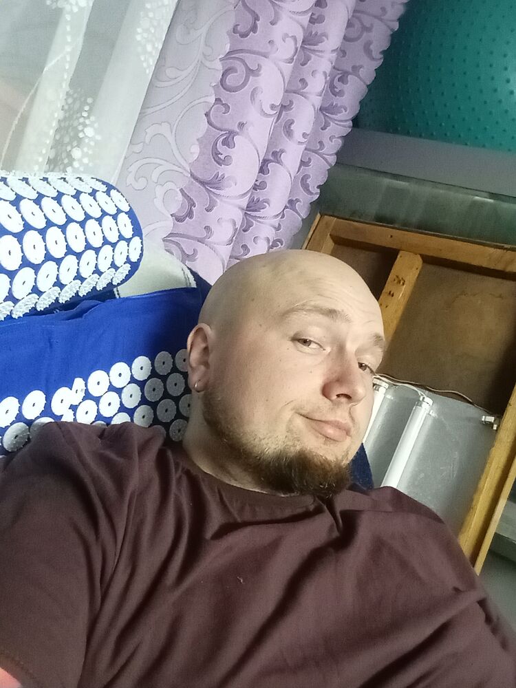  49717038  , 32 ,    