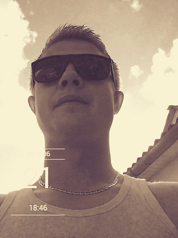  ,   Dima, 34 ,   
