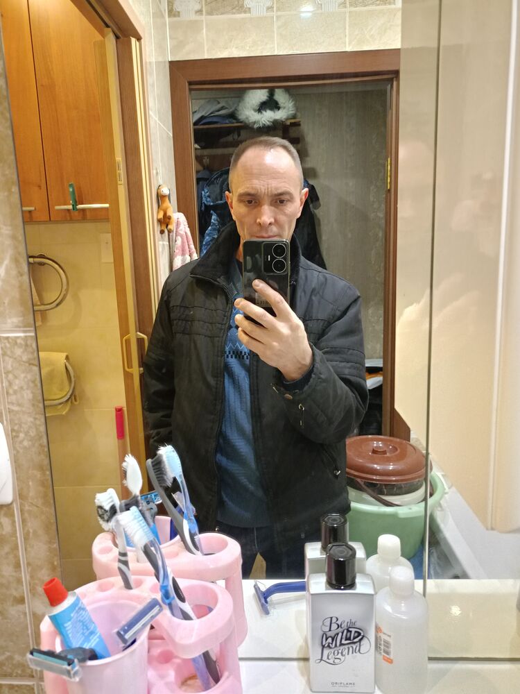  40447778  Ildar, 50 ,    