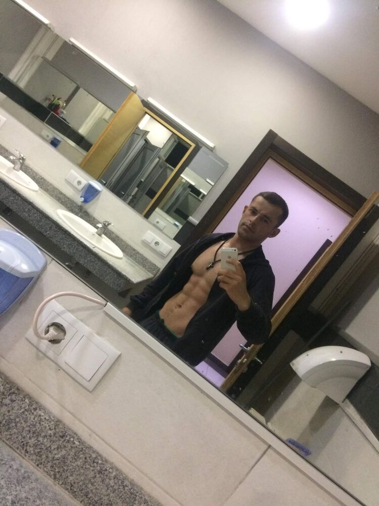  26739098  Giorgi, 30 ,    