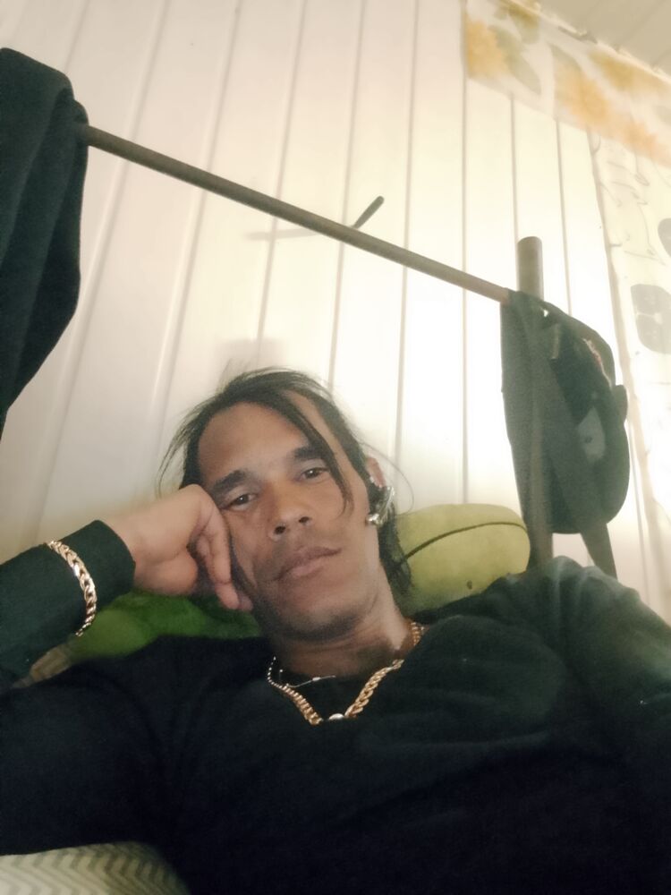  54675458  Onide, 39 ,    