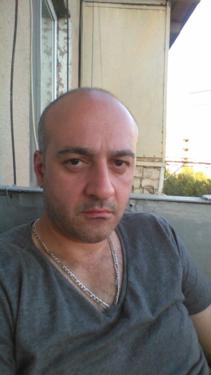  7273818  Zaza, 48 ,    