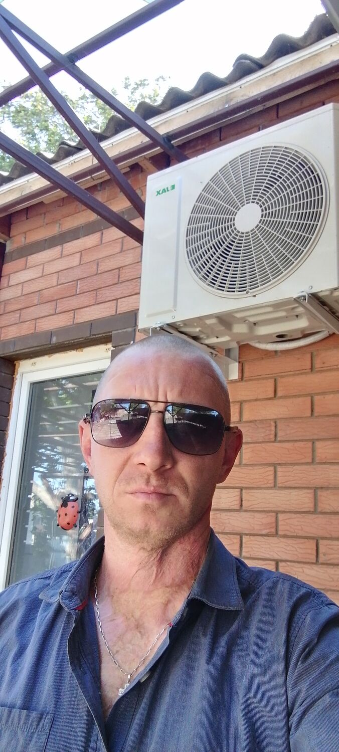  --,   , 43 ,   c 