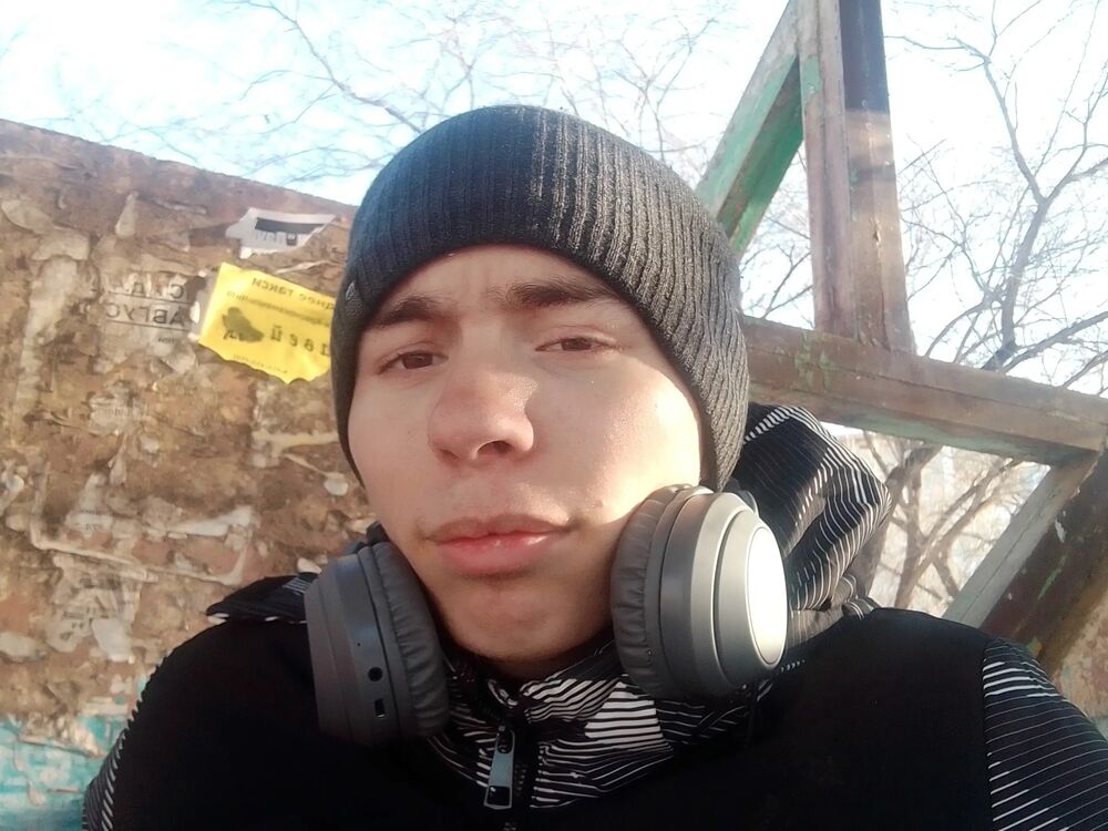  45373238  , 21 ,    