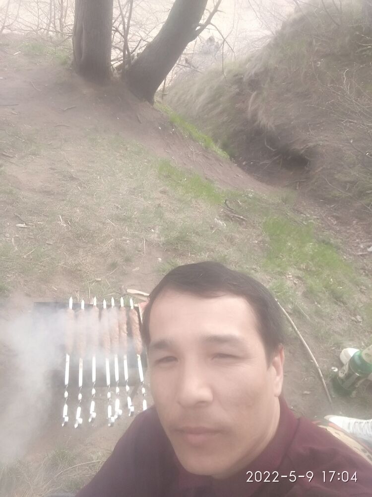  26614498  Shohruh, 34 ,    