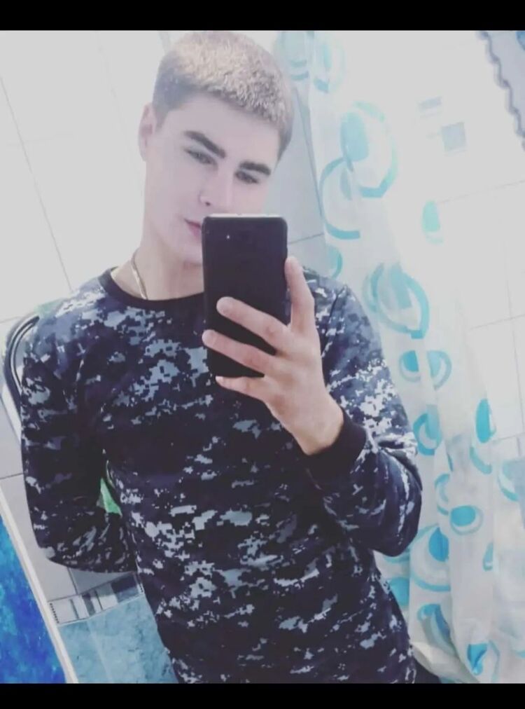  ,   Vlad, 25 ,   ,   , c , 