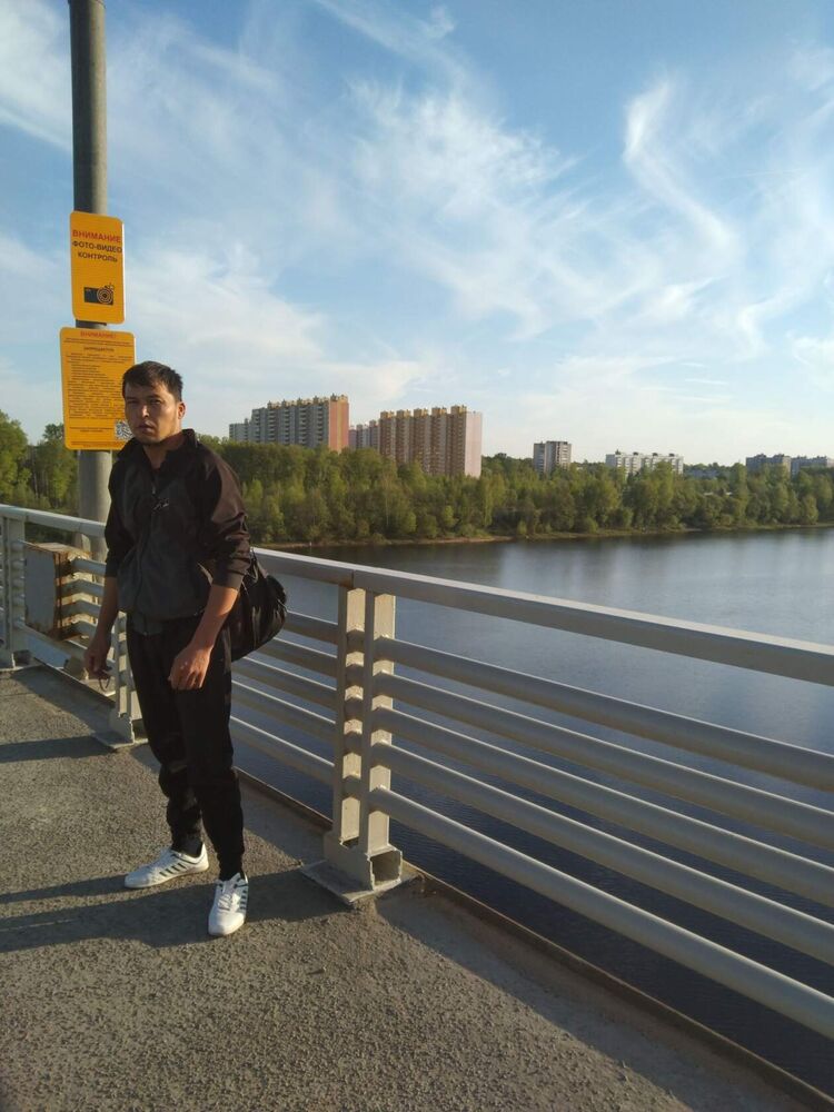  48152788  Alek, 30 ,    