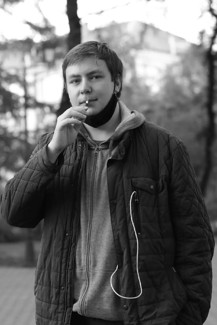  30515098  Ilya, 26 ,    