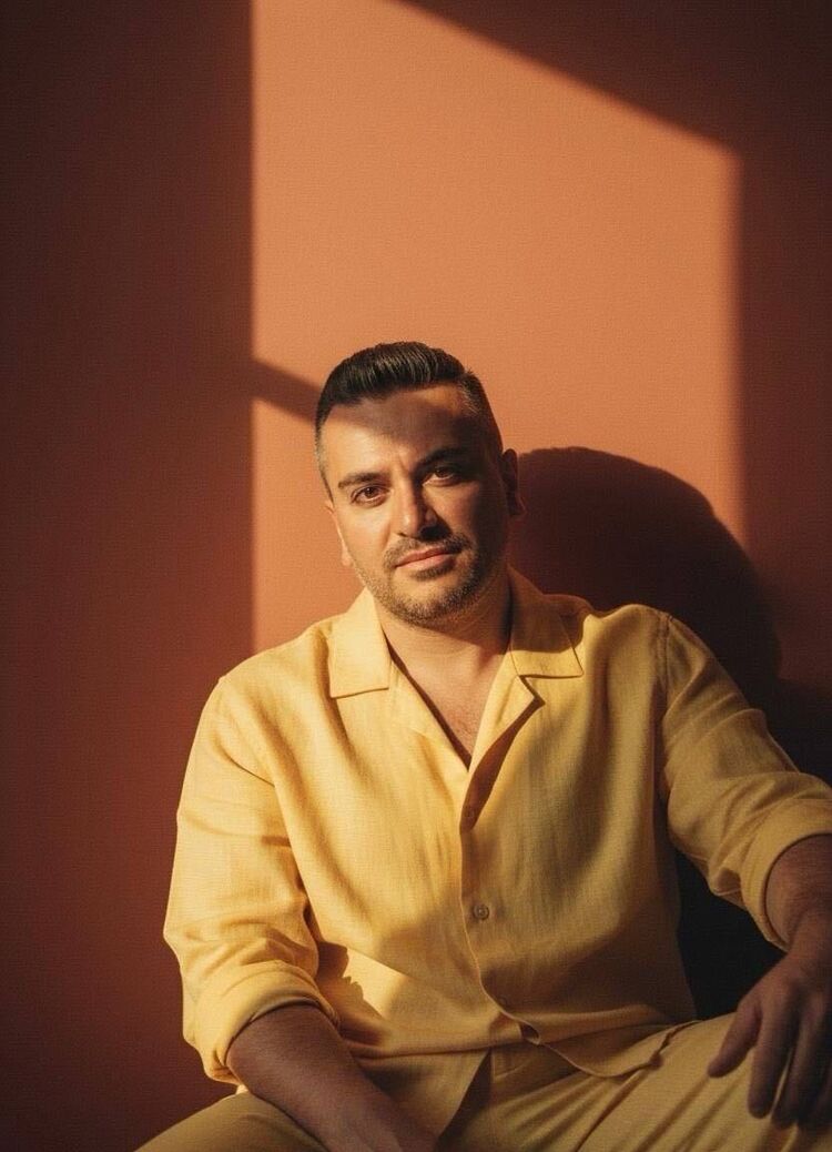  54298778  Mr A, 51 ,    