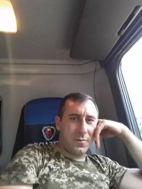  46388578  , 43 ,    