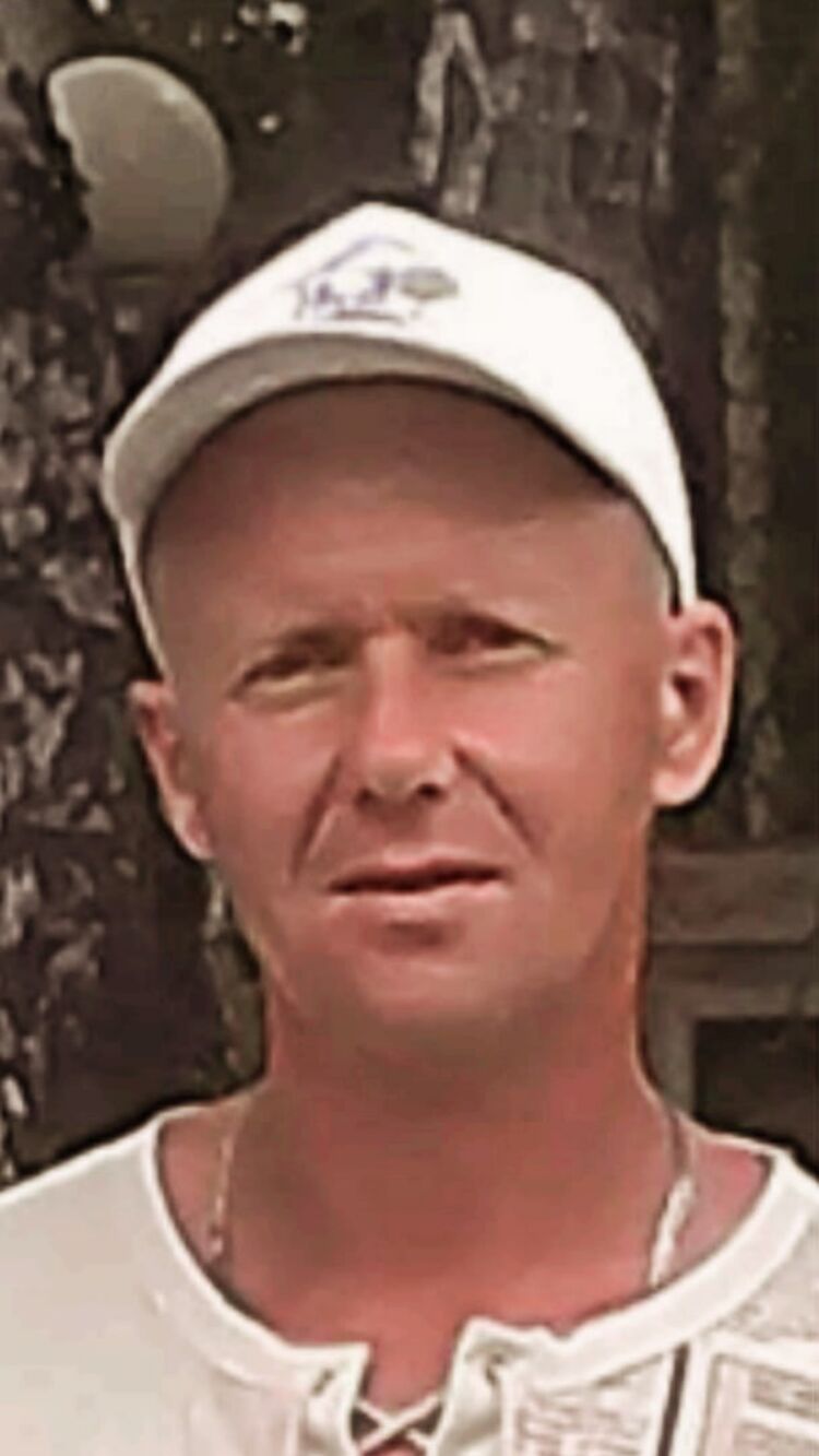  48084828  , 41 ,    
