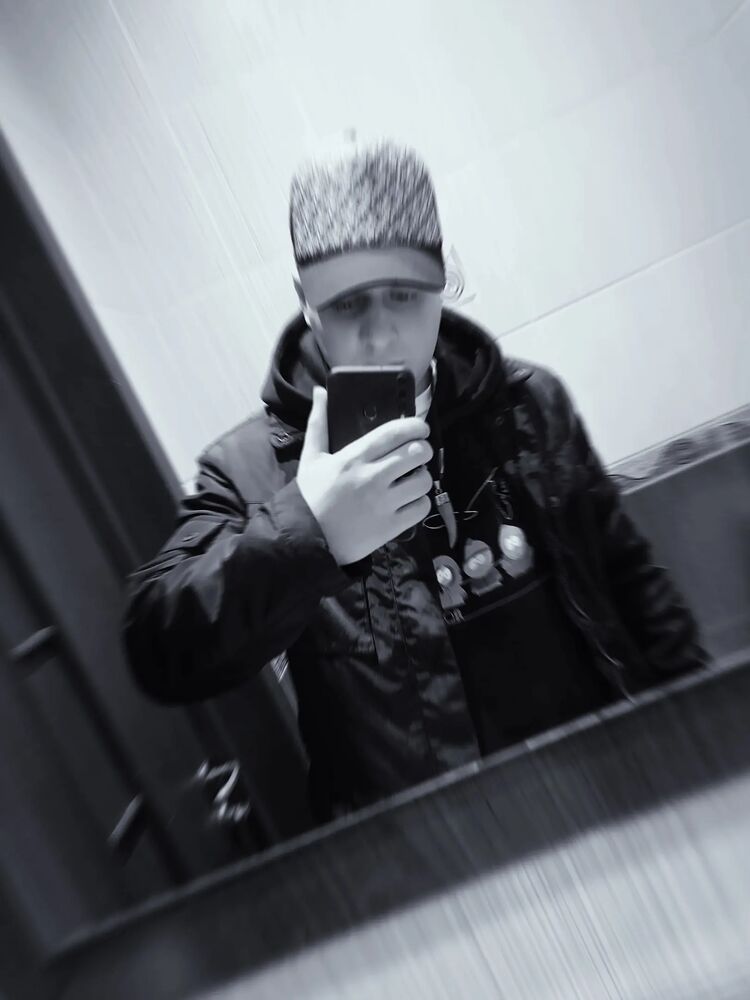  ,   Mr Slava, 26 ,   ,   