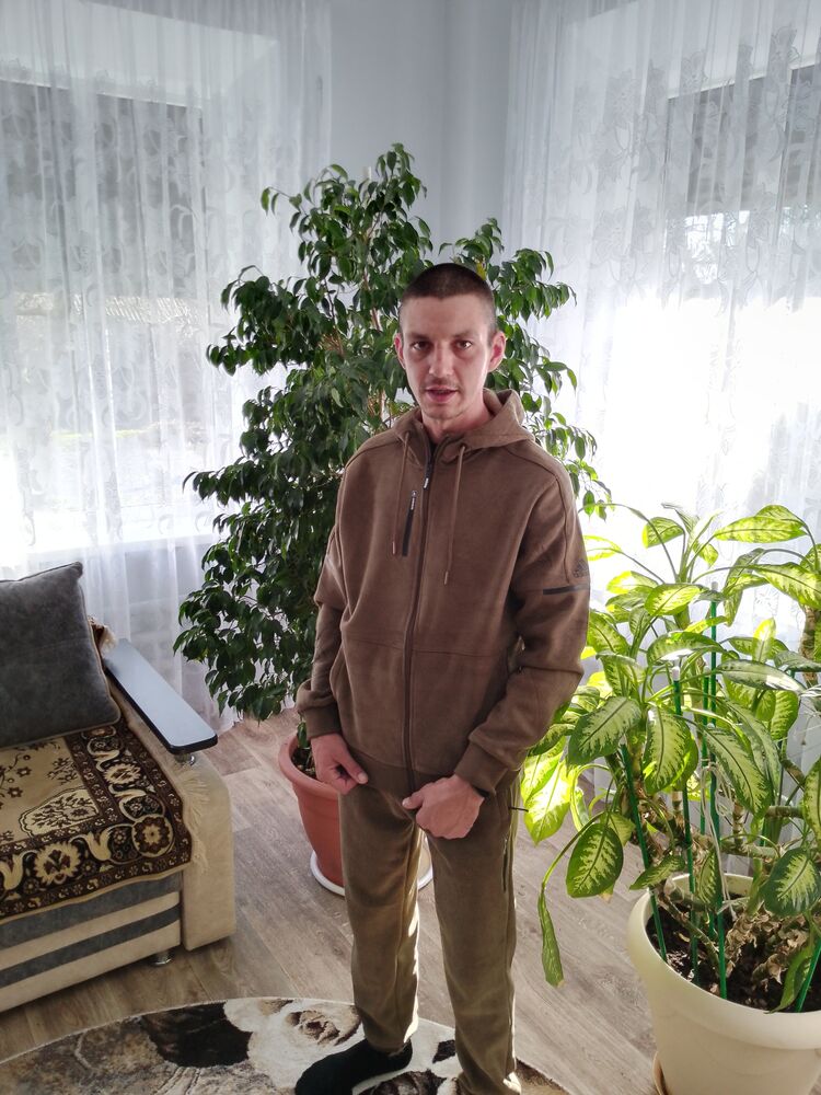  39151588  , 35 ,    