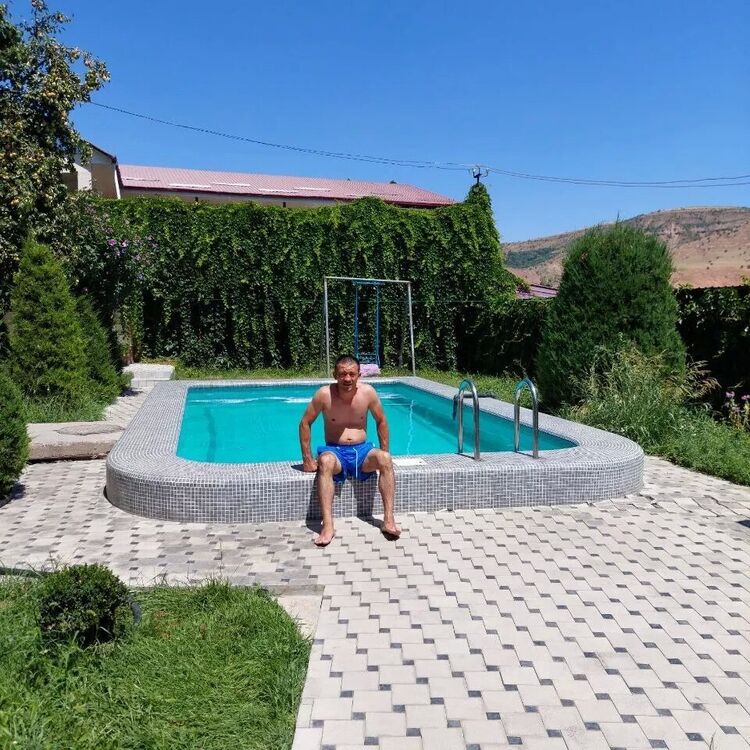  36552208  , 33 ,    
