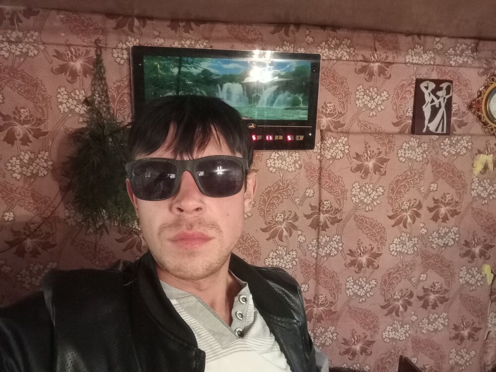  47308398  , 33 ,    
