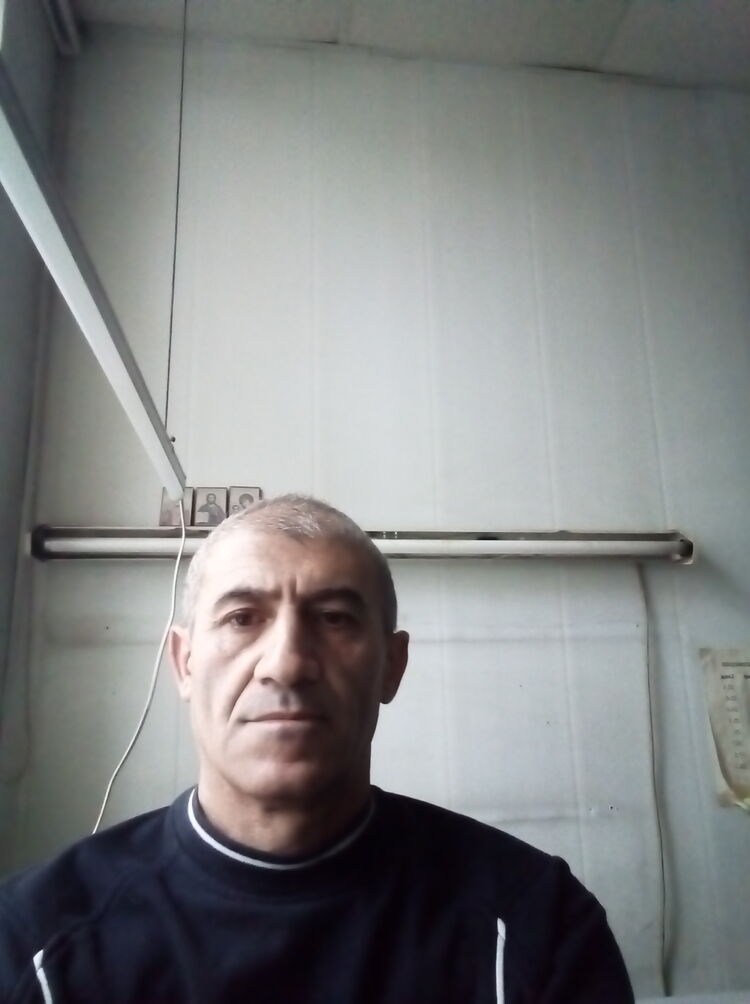 36384708  , 53 ,    