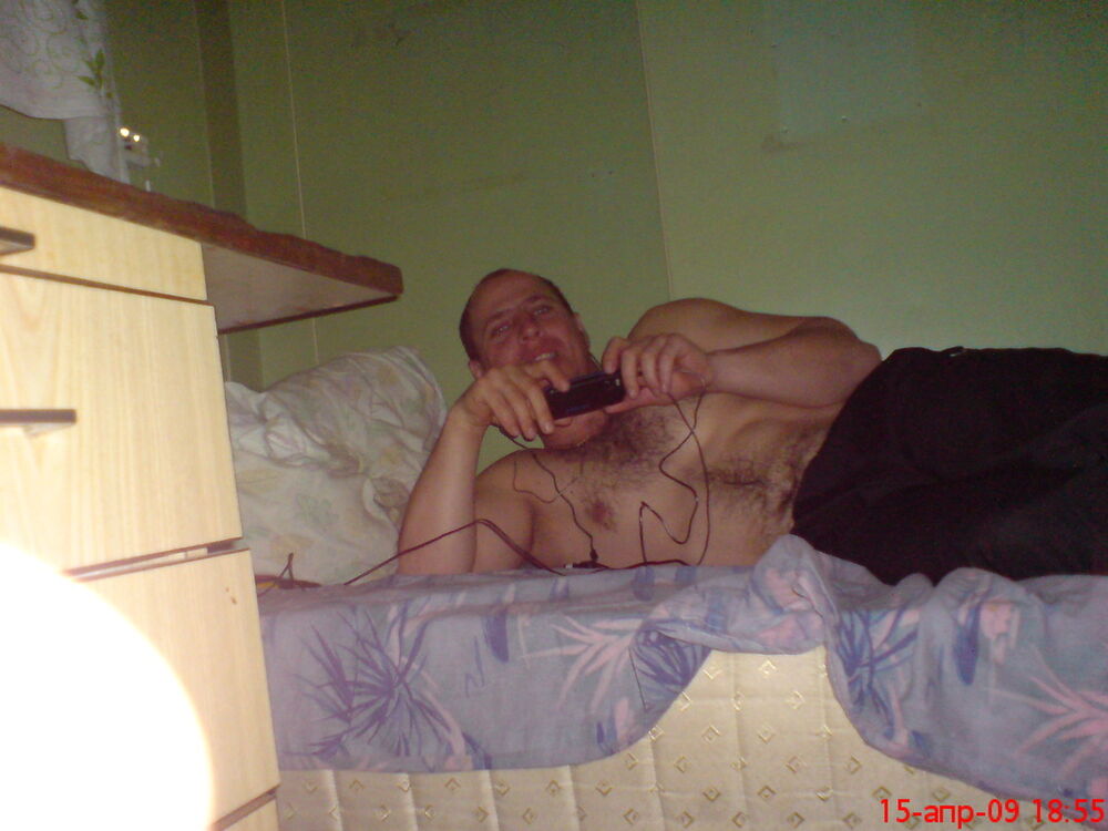  7119748  Sergei, 44 ,    