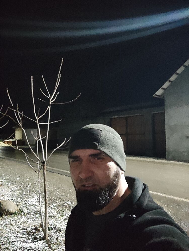  43805398  , 39 ,    