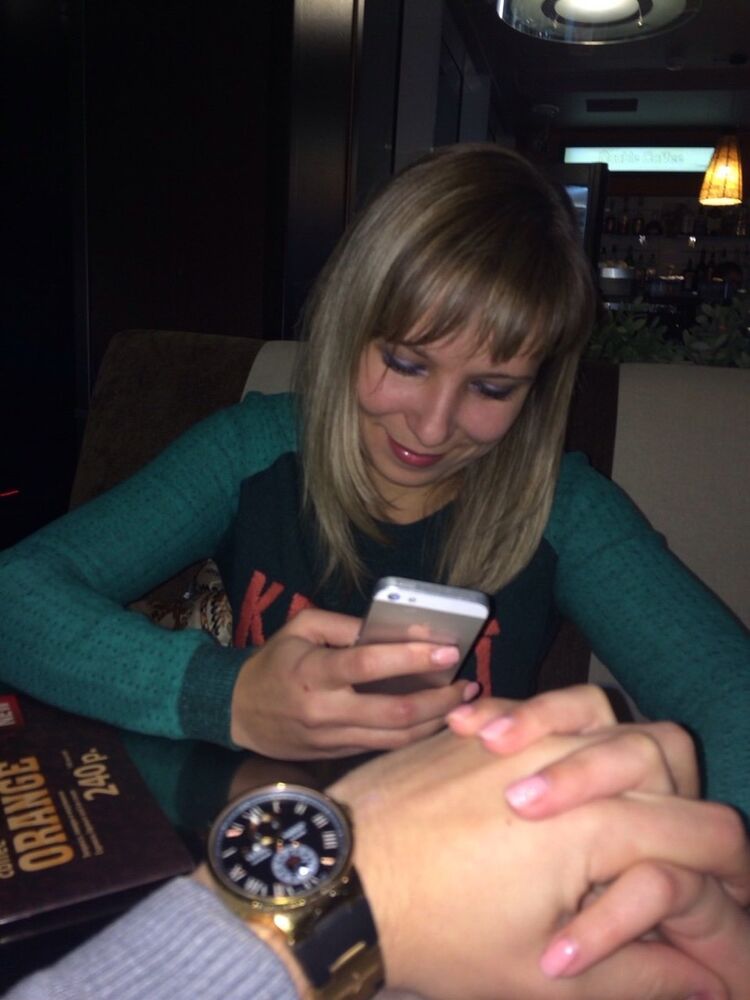  ,   Marina, 37 ,     , c 