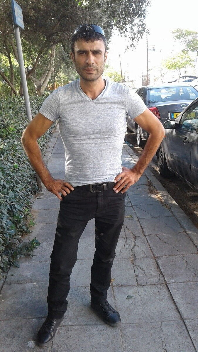  Nicosia,   Demis cherni, 47 ,   ,   , c , 