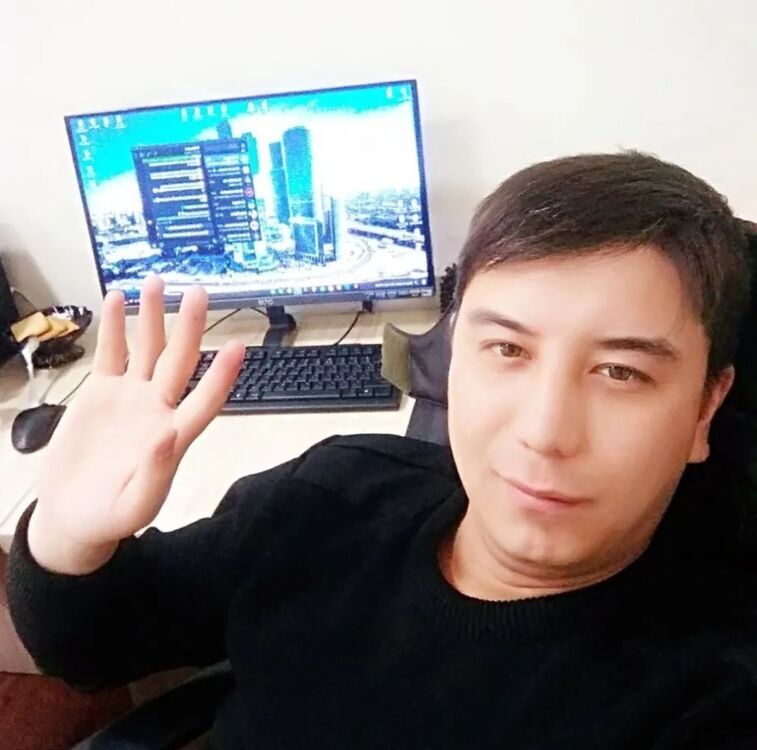  44349278  Akmal, 33 ,    
