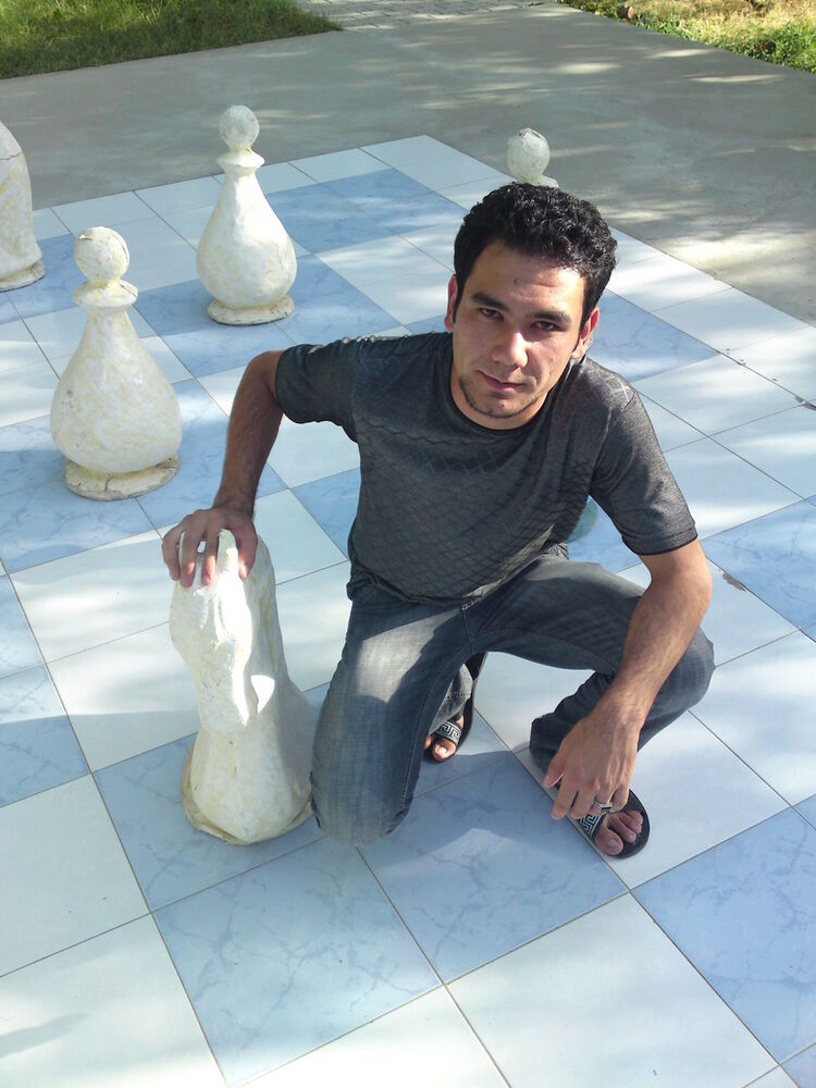  5078658  Pulat, 38 ,    