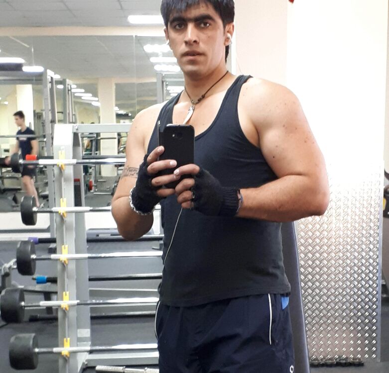  28865548  Amir, 37 ,    