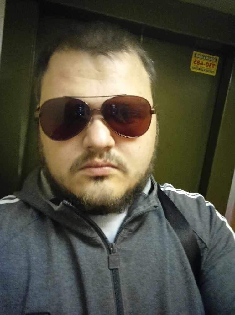  27488138  Maxim, 31 ,    