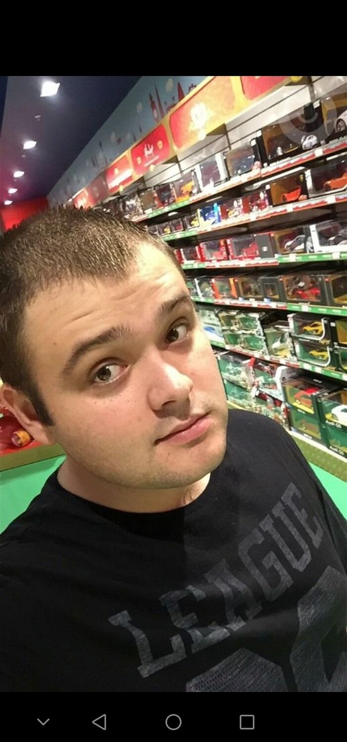  44611998  Oleg, 32 ,    
