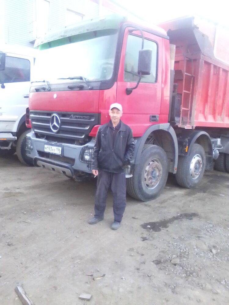  25304228  , 52 ,    