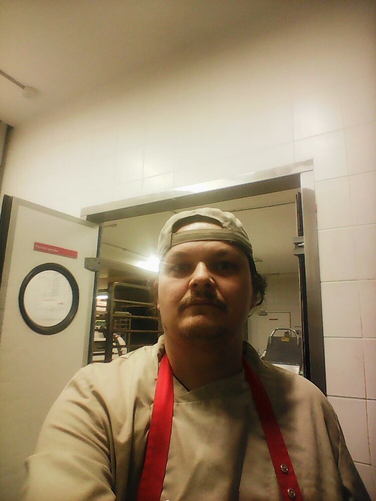  46343918  Dima, 46 ,    