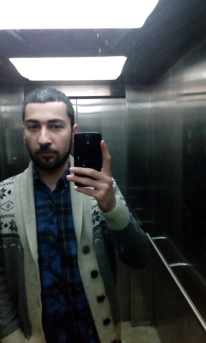  ,   Enzo, 40 ,   ,   , c 