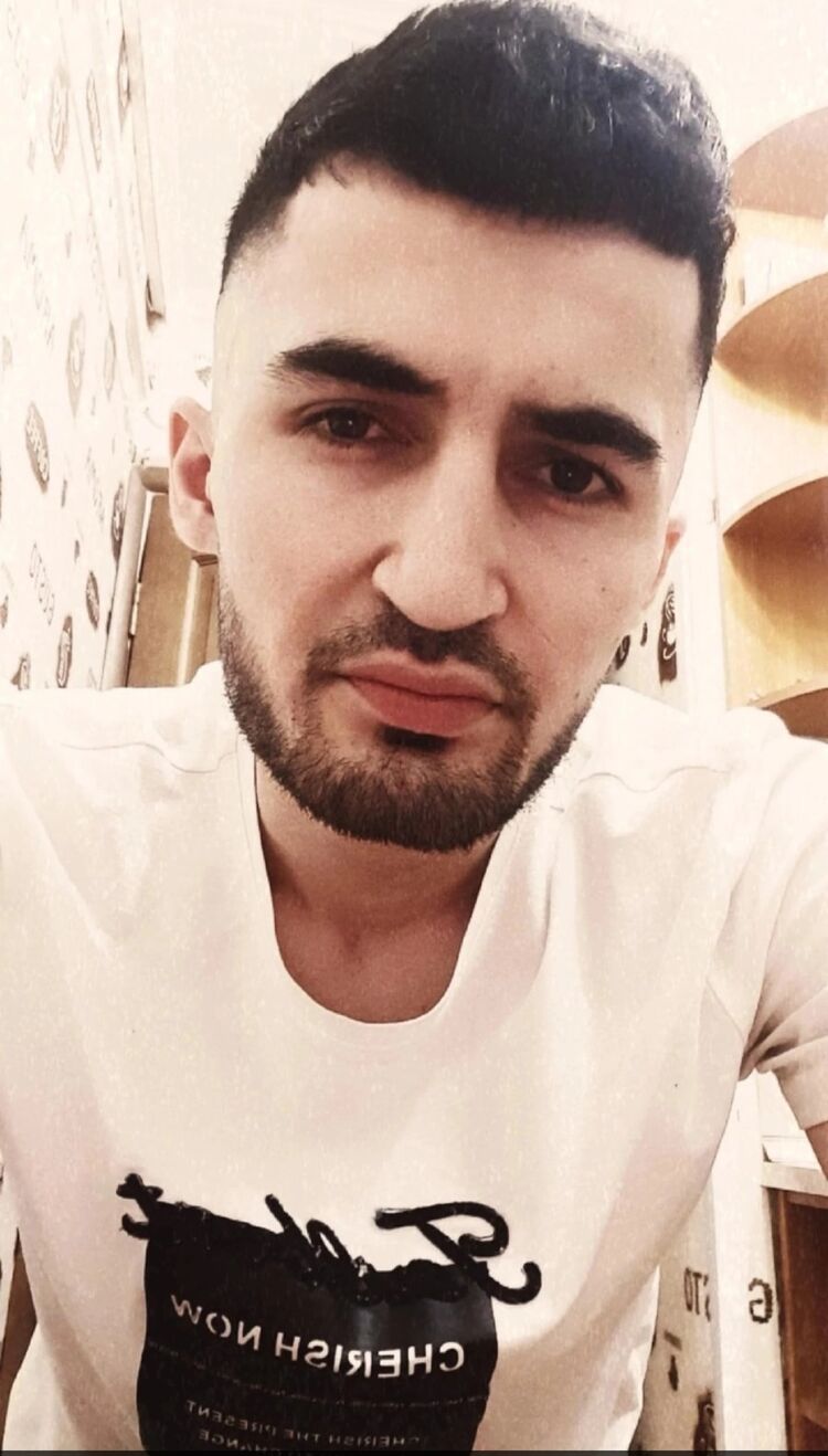  ,   Adam, 24 ,   ,   