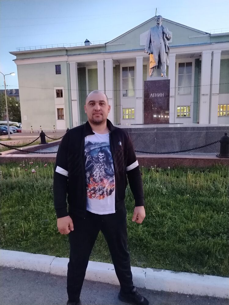  51779388  , 35 ,    