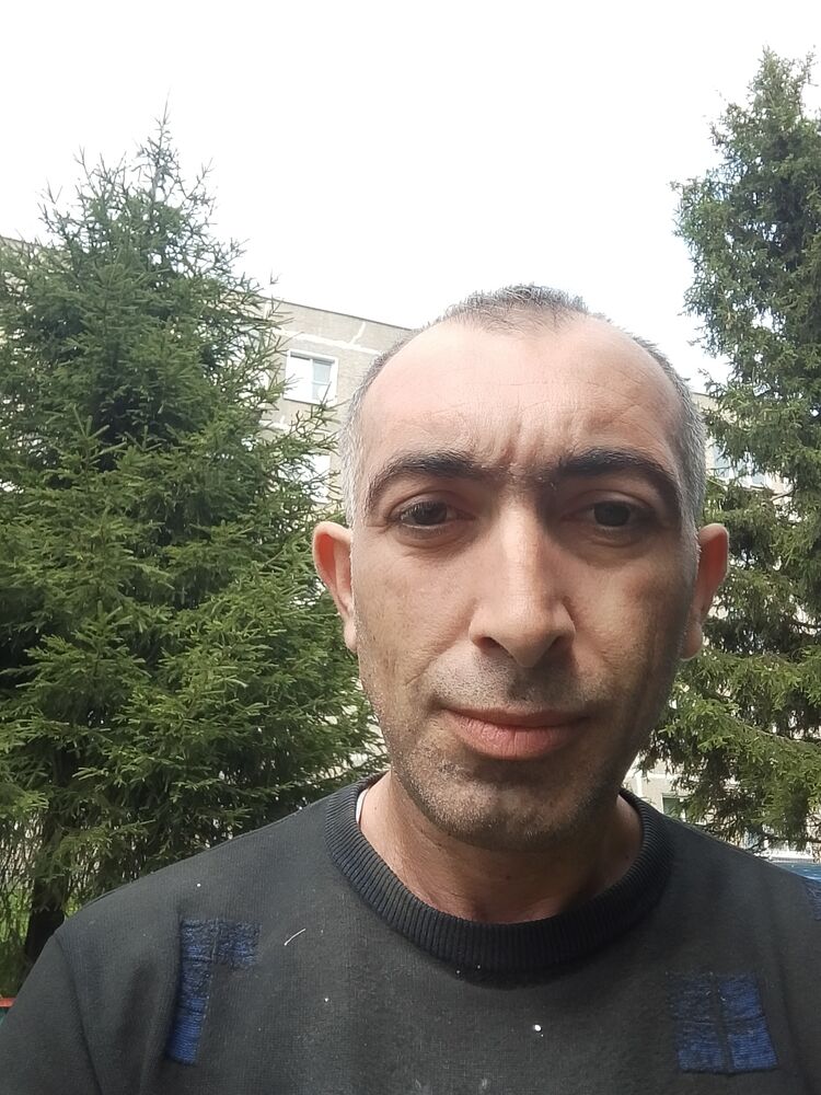  52469318  , 39 ,     