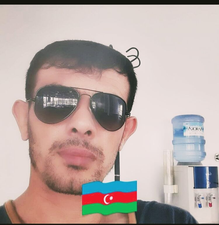  43452238  Ruslan, 41 ,    