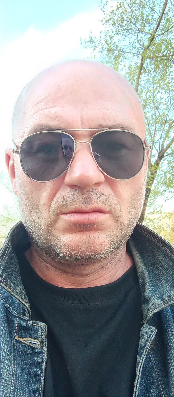  51044128  , 49 ,     