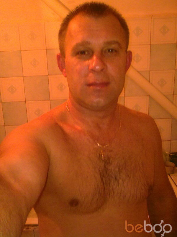  ,   Hyrik, 49 ,   , 