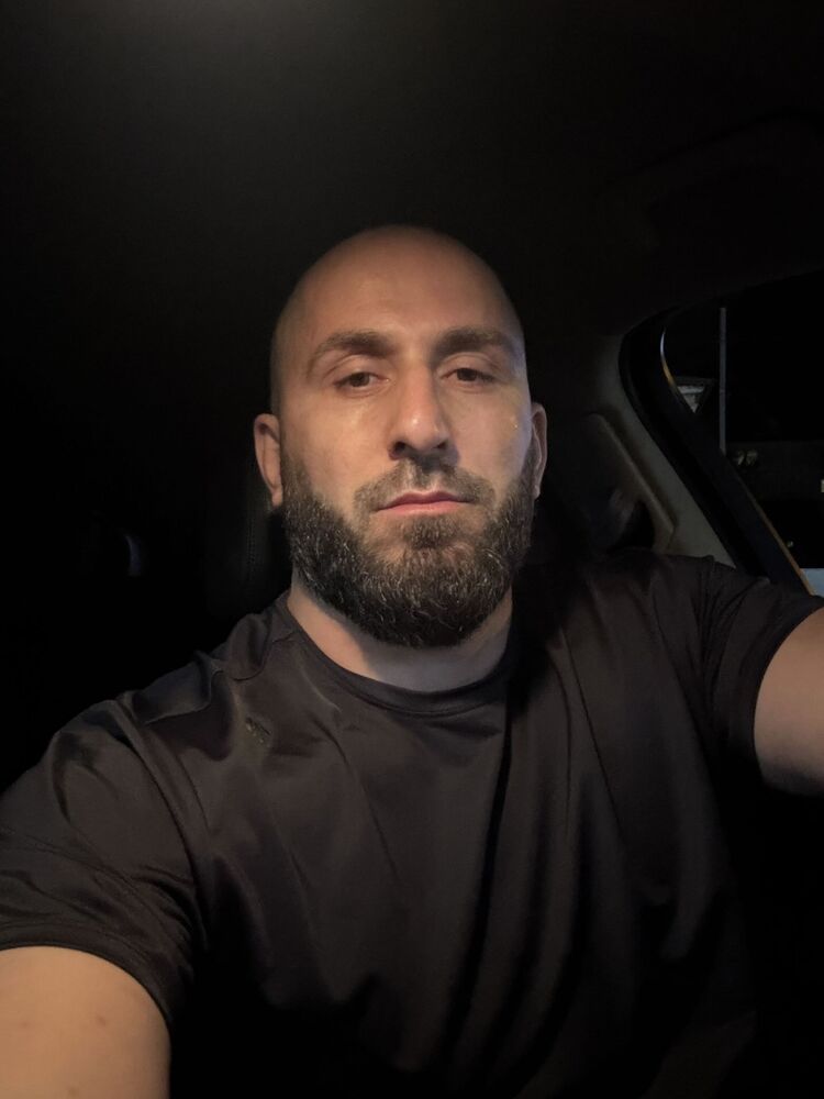  53635048  , 42 ,    