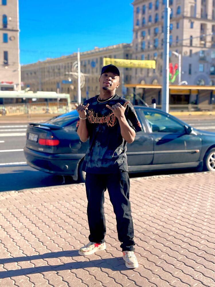  53822218  Legendary, 30 ,    