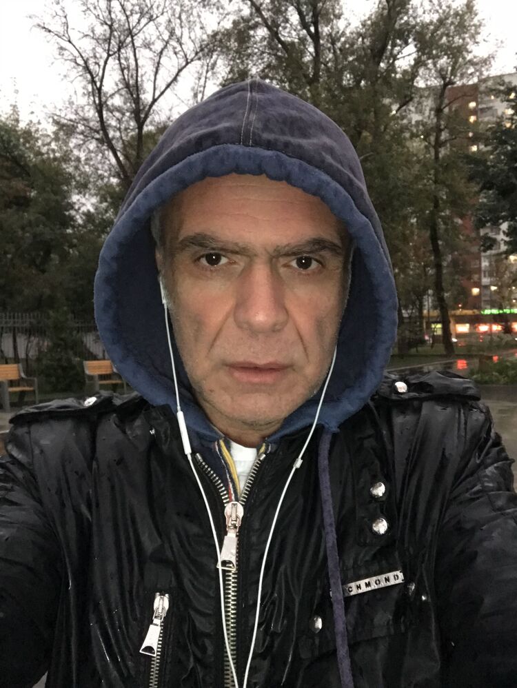  53572178  George, 58 ,    