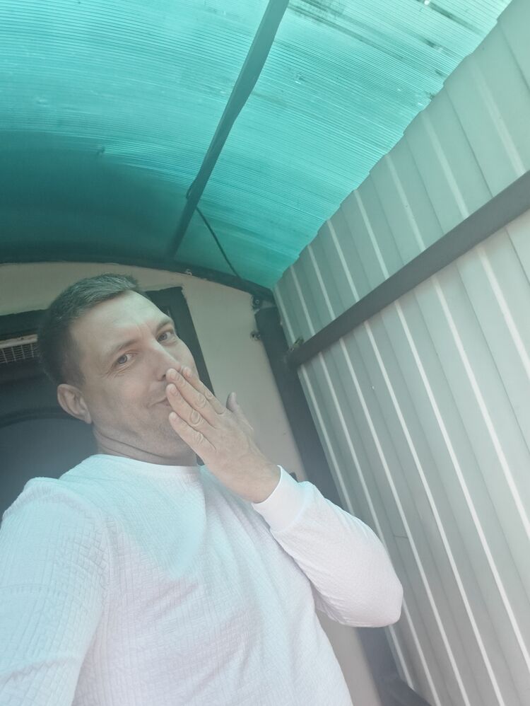  -,   Roman, 40 ,     , c 