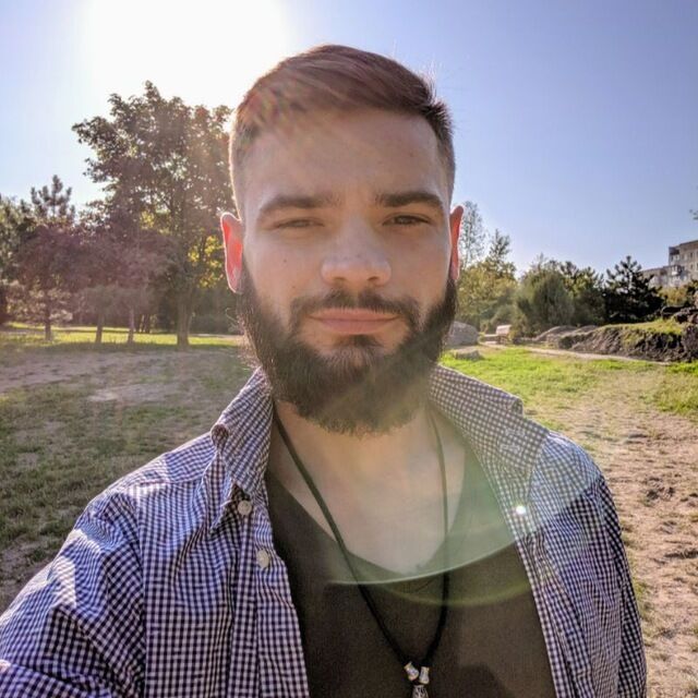  52728628  , 31 ,    