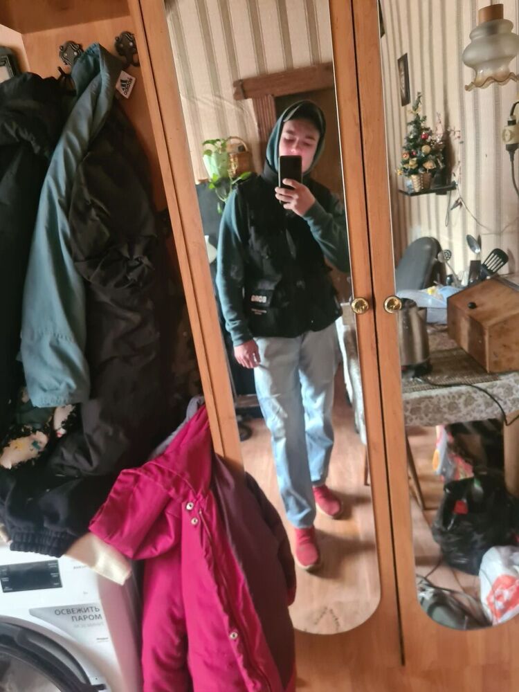  30215658  , 21 ,    