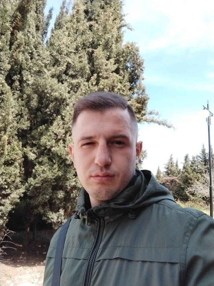  ,   Vladissslav, 29 ,   ,   