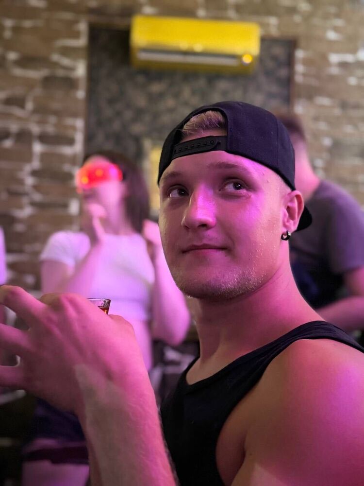  -,   , 24 ,   ,   