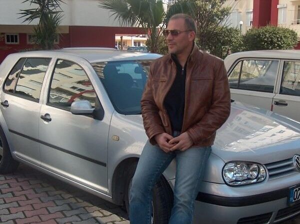  16906768  Cem, 54 ,    