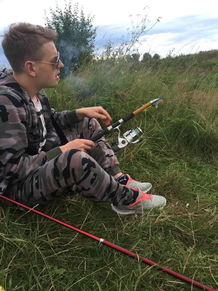  18460468  , 27 ,    